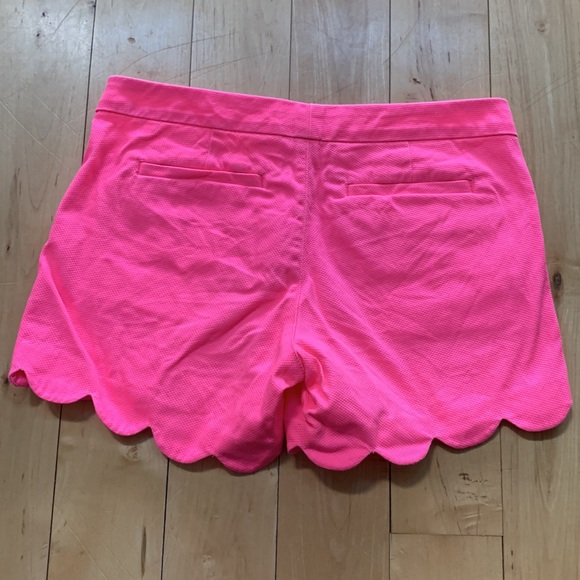 Lilly Pulitzer Buttercup Stretch Short - Picture 2 of 4